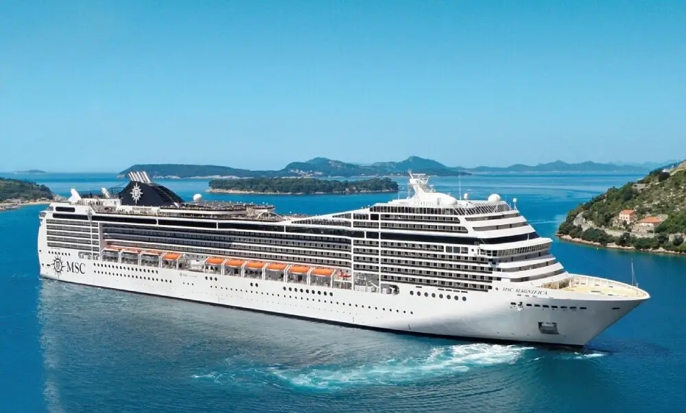 MSC Magnifica — Nava MSC World Cruise