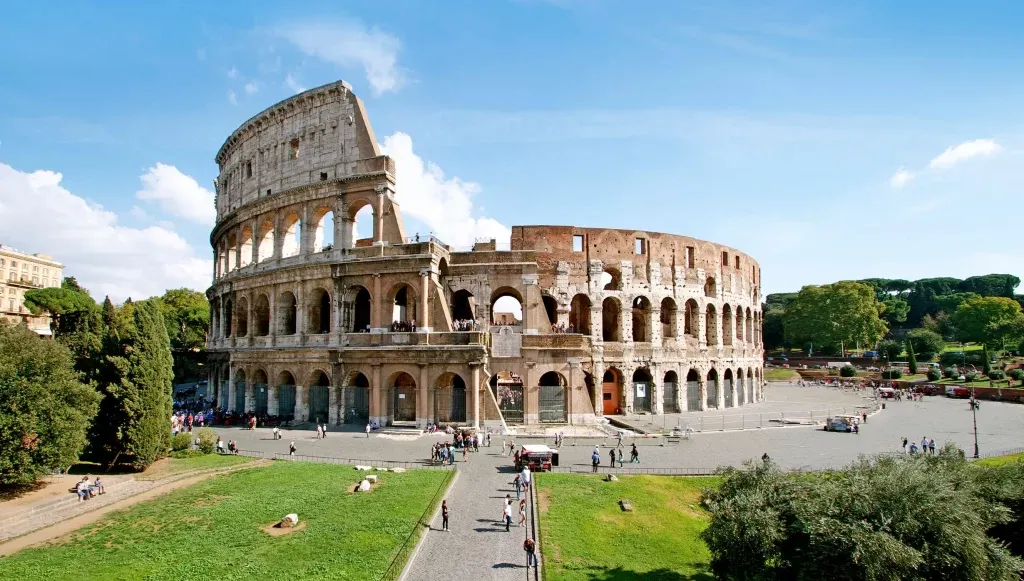 Croaziere Italia - Colosseum Roma vedere panoramica