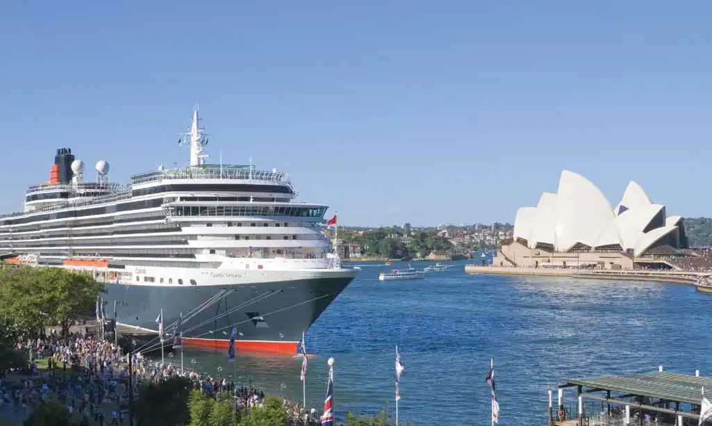 Portul Sydney cu Opera House